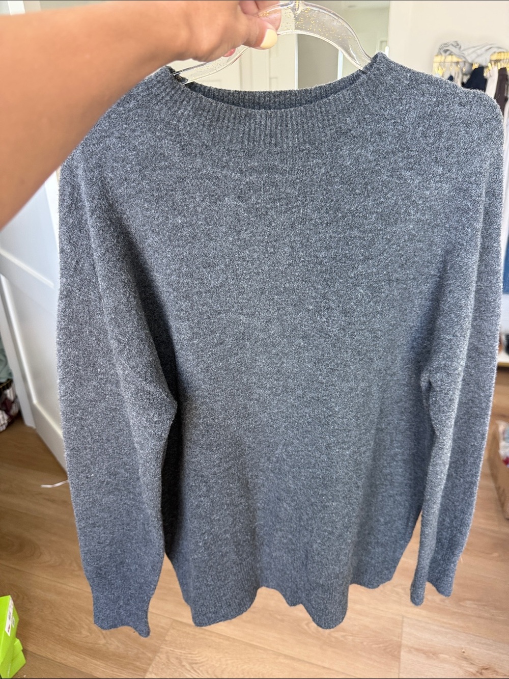 Z supply Crewneck Sweater in Charcoal Gray